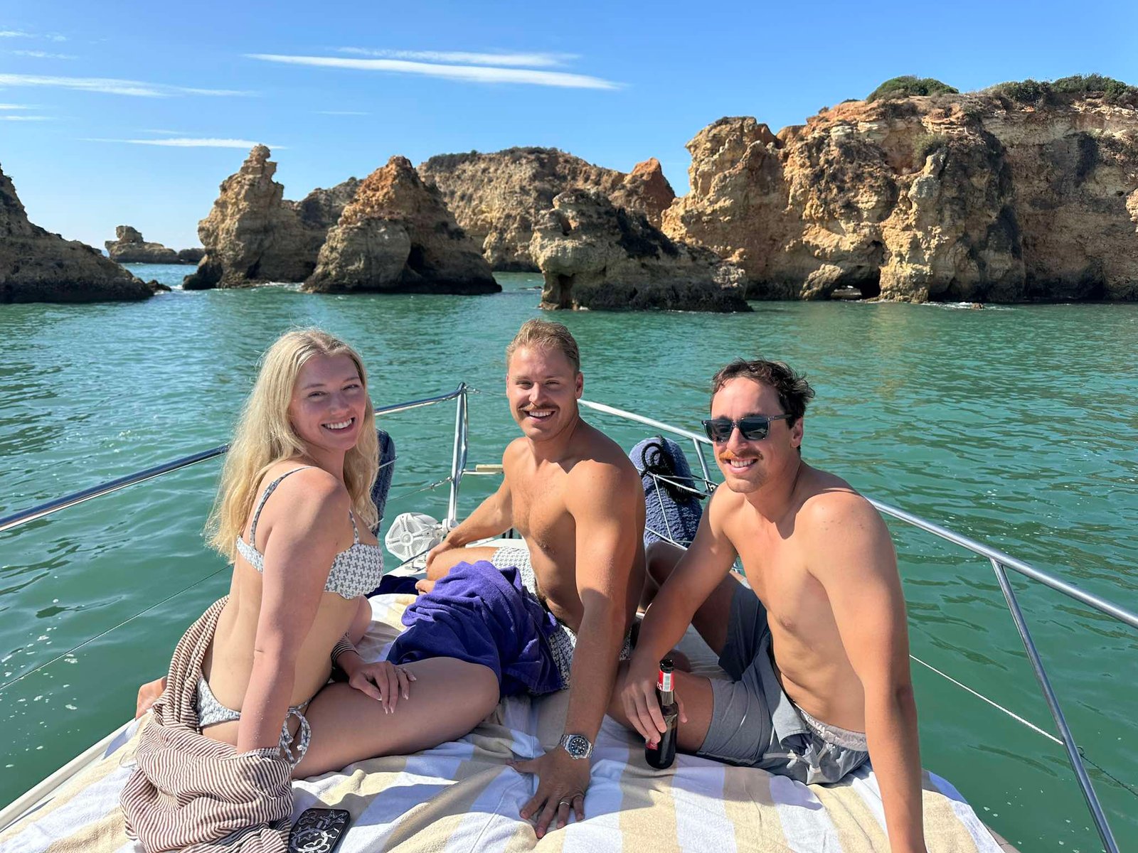 received_1946221319122823